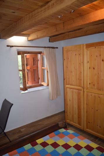 Image No.5-2 Bed House for sale