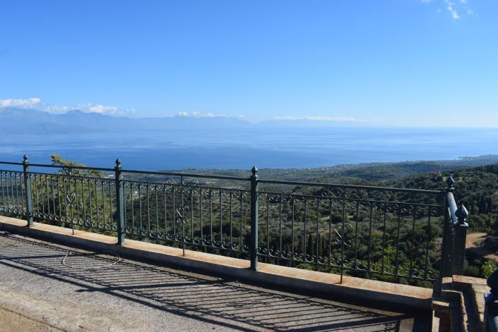 Image No.2-6 Bed Villa for sale