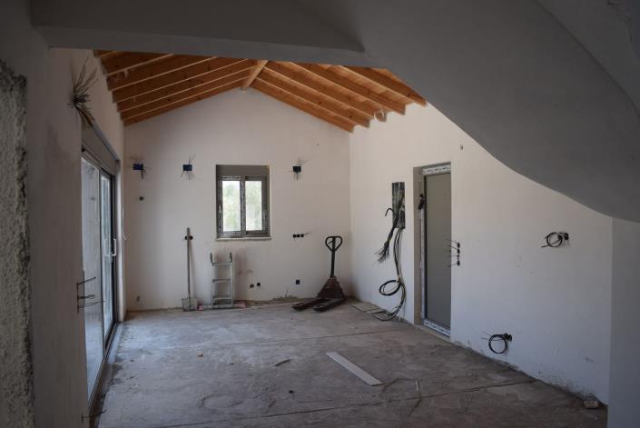 Image No.12-2 Bed Villa for sale