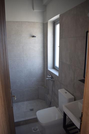 Image No.8-2 Bed Villa / Detached for sale