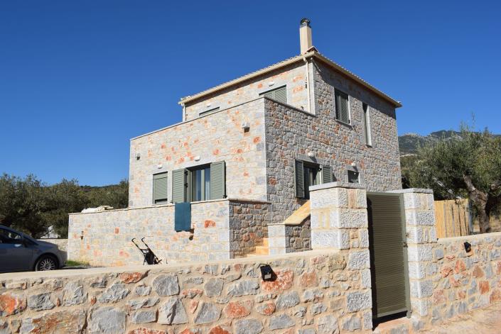 Image No.1-3 Bed Villa / Detached for sale