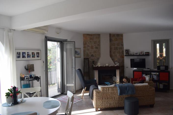 Image No.2-2 Bed House/Villa for sale