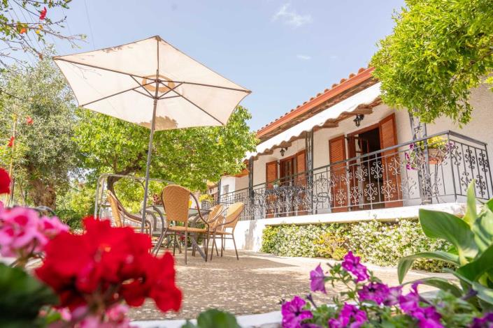 Image No.1-3 Bed House/Villa for sale