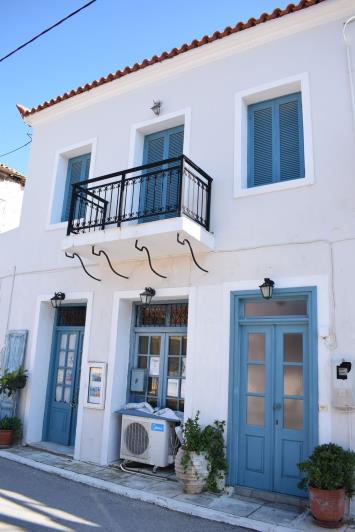 Image No.2-4 Bed Townhouse for sale