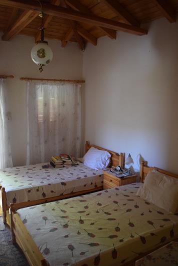 Image No.12-1 Bed Country House for sale