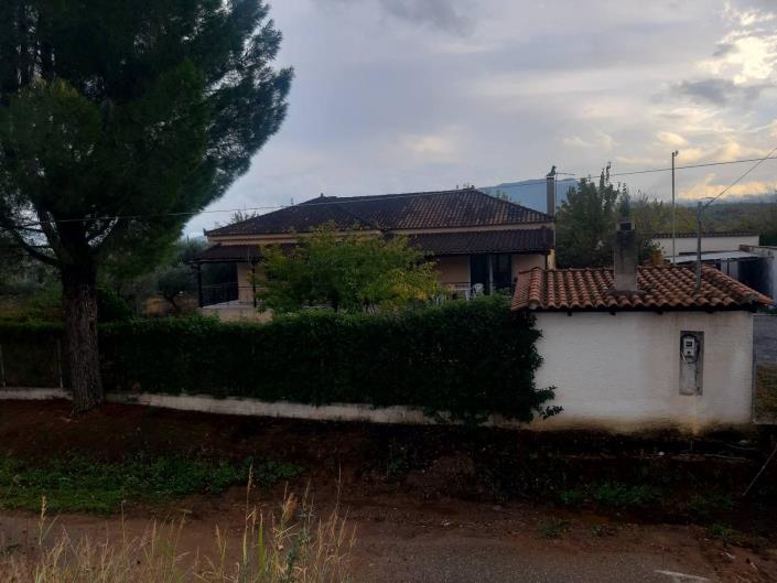 Image No.13-4 Bed Bungalow for sale