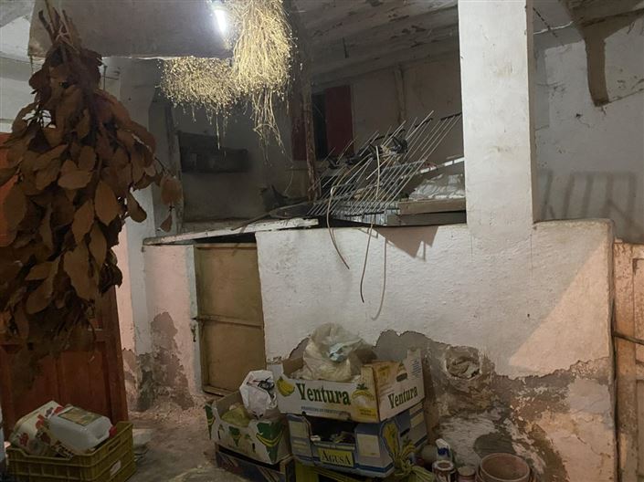 Image No.35-6 Bed Property for sale