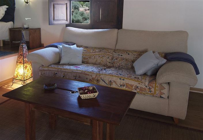 Image No.24-11 Bed Property for sale