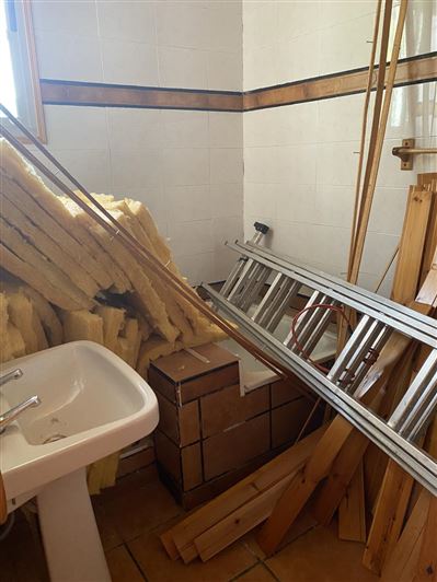 Image No.46-6 Bed Property for sale