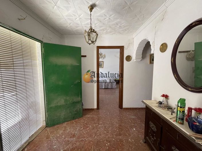 Image No.8-3 Bed Property for sale