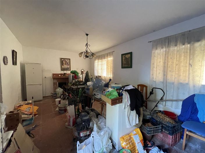 Image No.7-2 Bed Property for sale