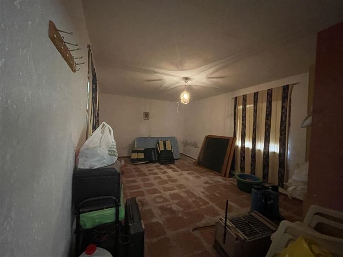 Image No.8-2 Bed Property for sale