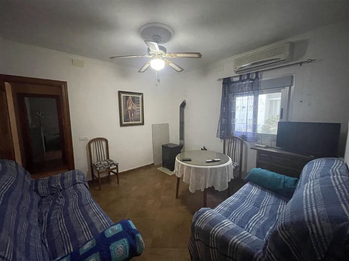 Image No.16-4 Bed Property for sale