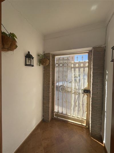 Image No.42-4 Bed Property for sale