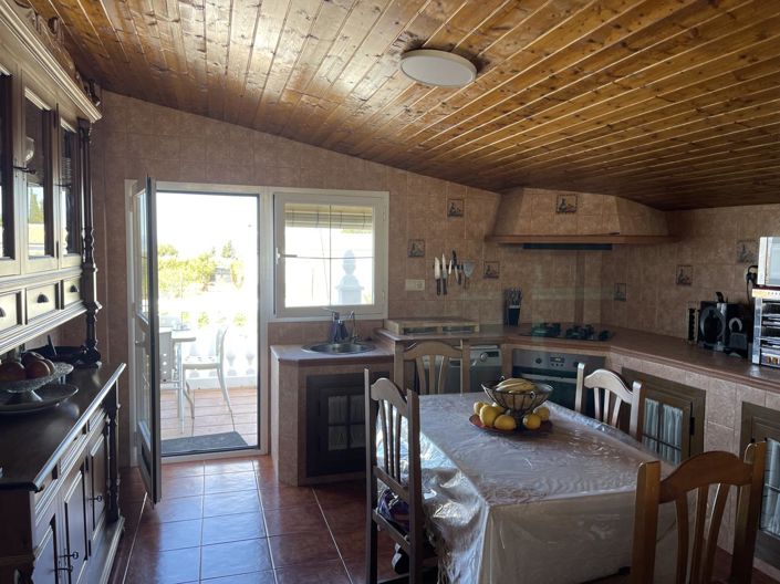 Image No.18-4 Bed Property for sale