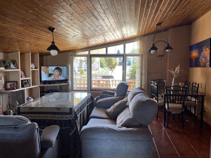 Image No.22-4 Bed Property for sale