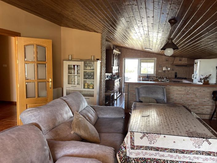 Image No.26-4 Bed Property for sale