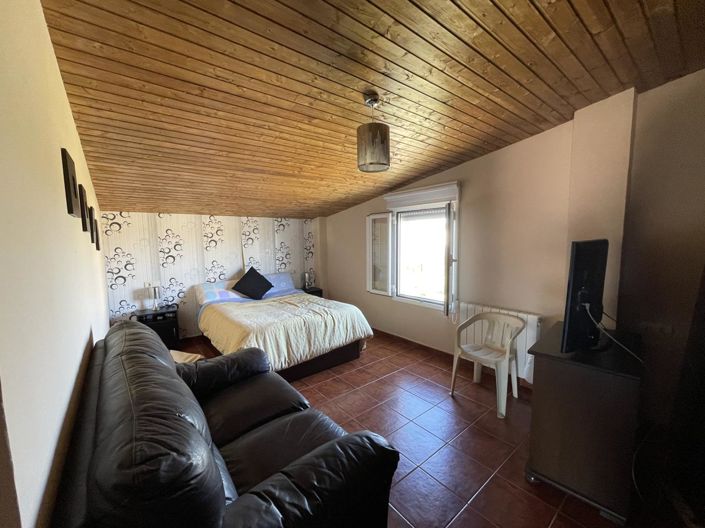 Image No.36-4 Bed Property for sale