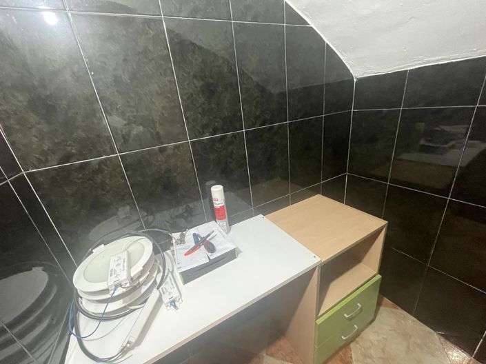 Image No.11-3 Bed Property for sale