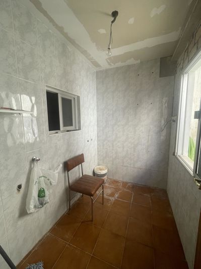 Image No.12-3 Bed Property for sale