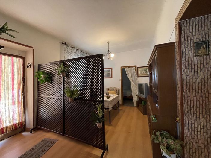 Image No.3-4 Bed Property for sale