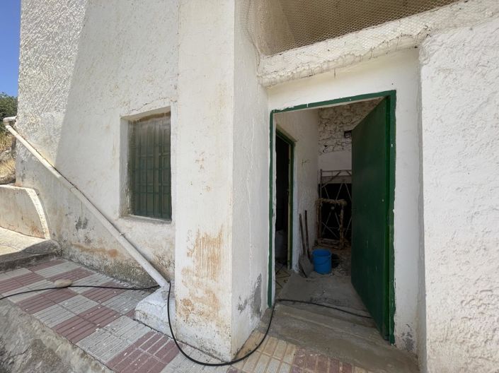 Image No.39-4 Bed Property for sale