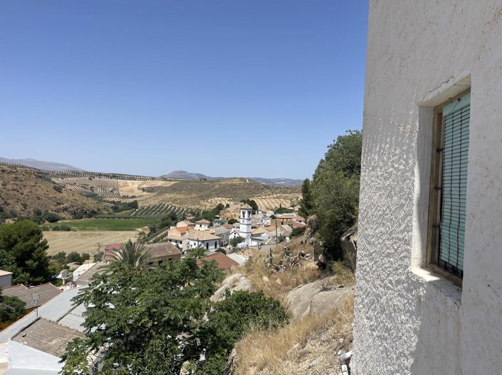 Image No.42-4 Bed Property for sale