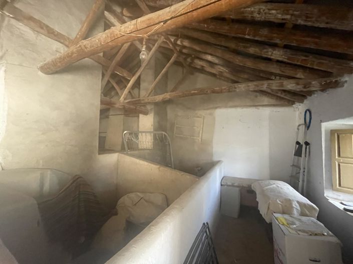 Image No.17-3 Bed Property for sale