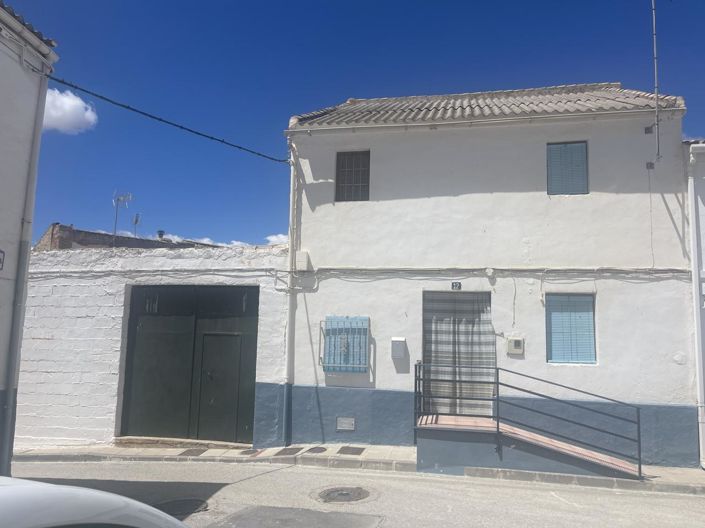 Image No.2-3 Bed Property for sale