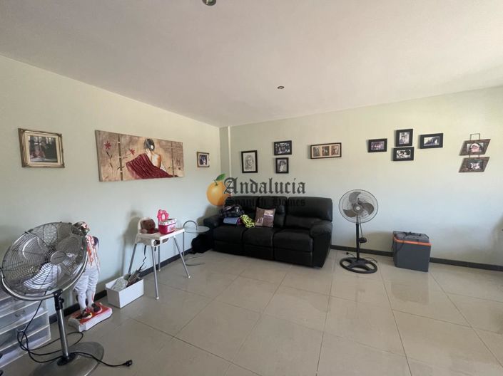 Image No.18-5 Bed Property for sale