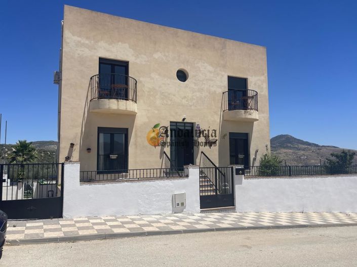 Image No.4-5 Bed Property for sale