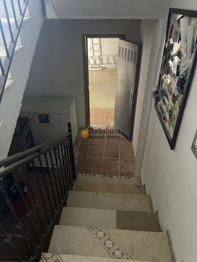 Image No.42-5 Bed Property for sale