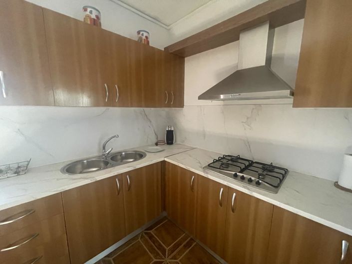 Image No.12-4 Bed Property for sale