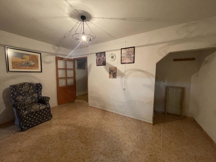 Image No.25-4 Bed Property for sale