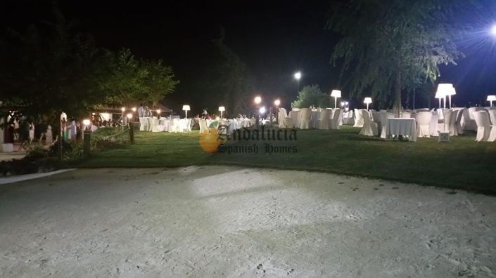 Image No.40-5 Bed Property for sale