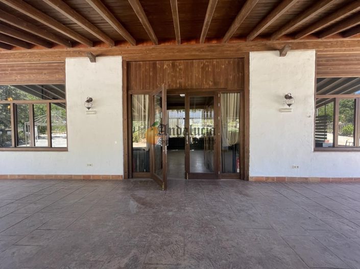 Image No.42-5 Bed Property for sale