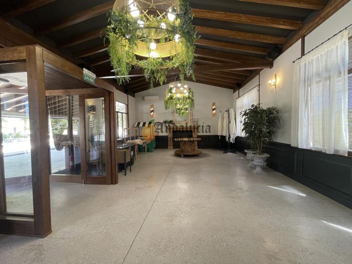 Image No.43-5 Bed Property for sale