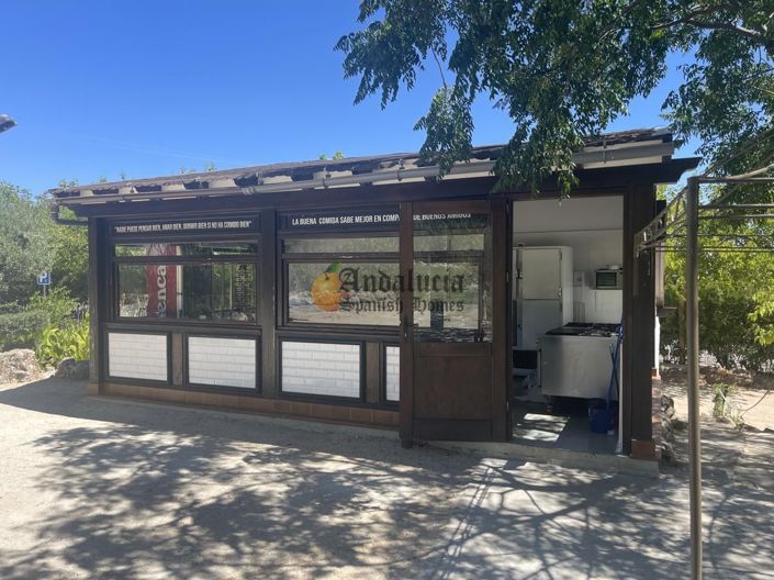 Image No.51-5 Bed Property for sale