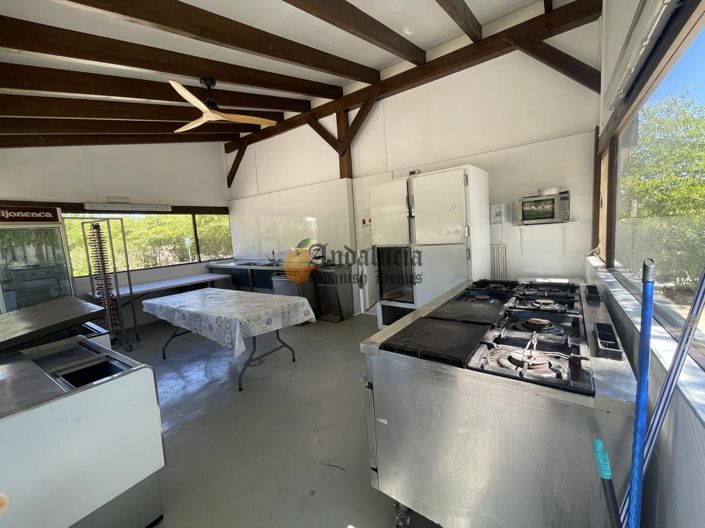 Image No.52-5 Bed Property for sale