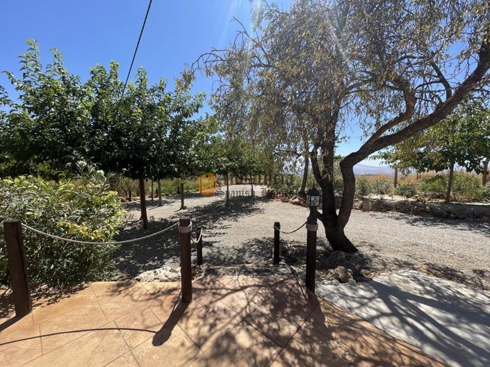 Image No.57-5 Bed Property for sale