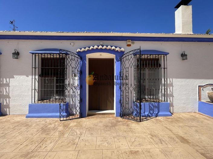 Image No.7-5 Bed Property for sale