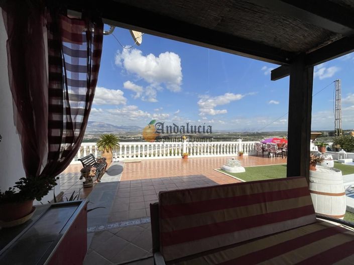 Image No.10-4 Bed Property for sale