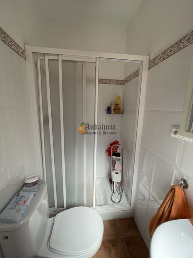 Image No.27-4 Bed Property for sale