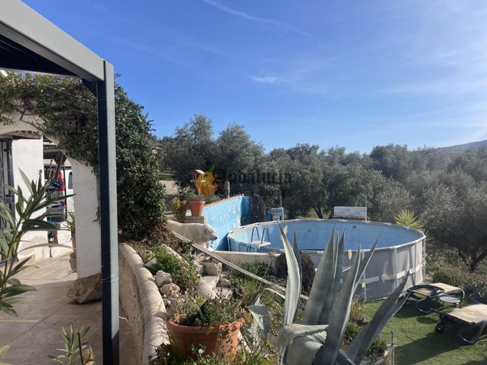 Image No.10-3 Bed Property for sale