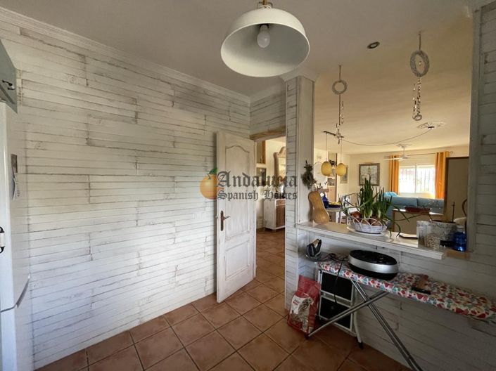 Image No.16-2 Bed Property for sale