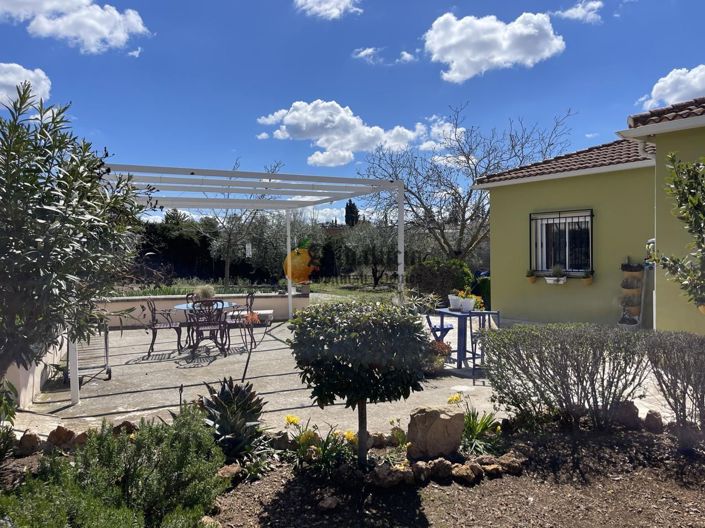 Image No.32-2 Bed Property for sale