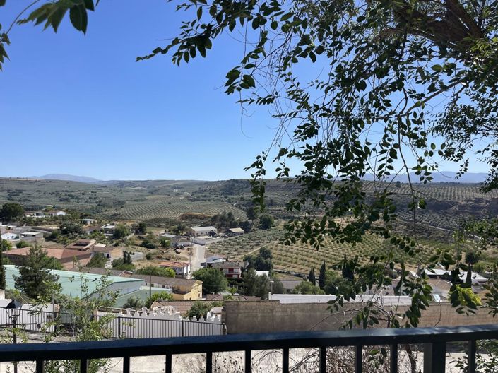 Image No.25-2 Bed Property for sale