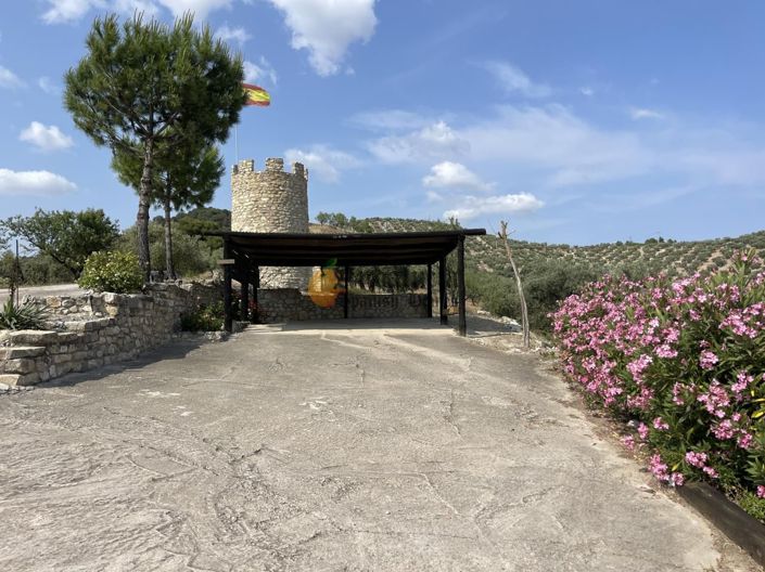 Image No.42-4 Bed Property for sale