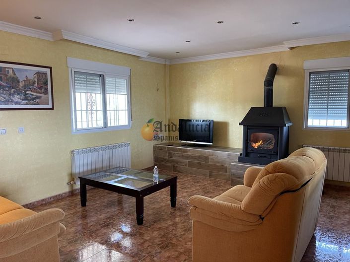 Image No.4-3 Bed Property for sale