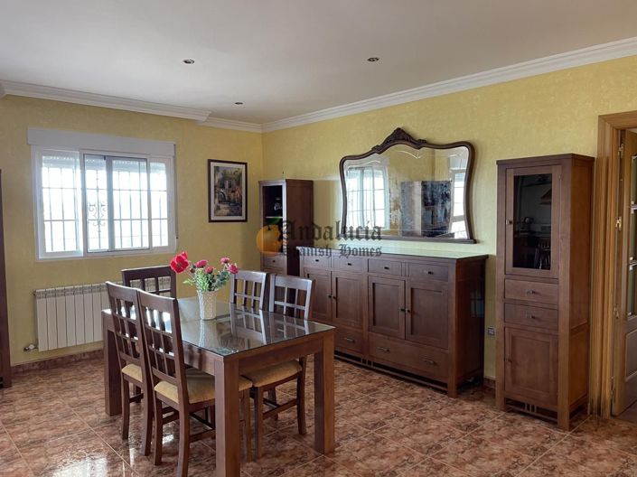 Image No.7-3 Bed Property for sale